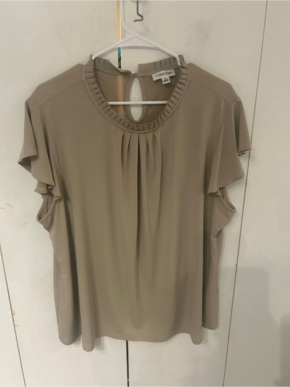 Calvin Klein Taupe Short Ruffle Sleeve Keyhole Blouse